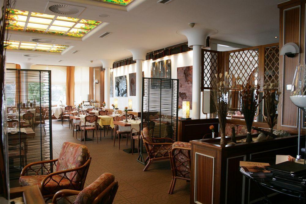 Auberge Port Gitana Bellevue Exterior foto